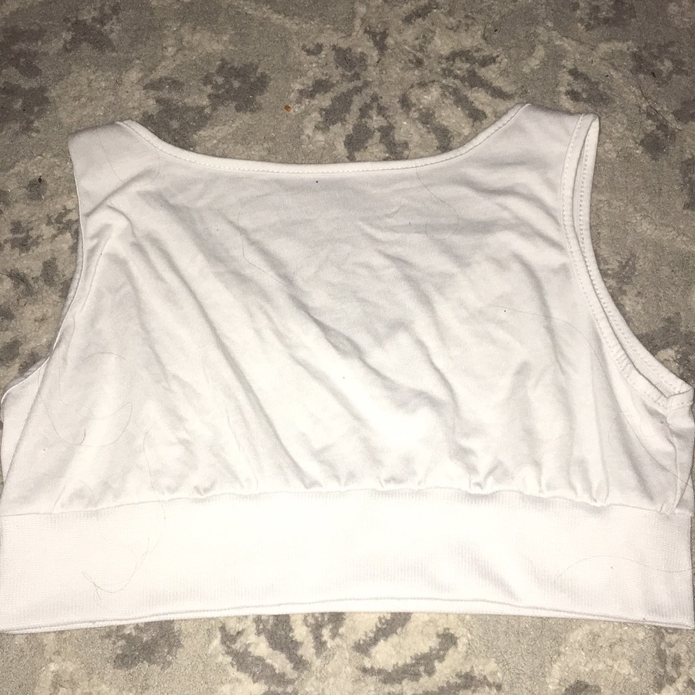 white cropped tank top - Picture 2 of 2